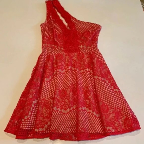 Stylestalker Elliot Circle Lace One Shoulder Dress - Picture 5 of 14